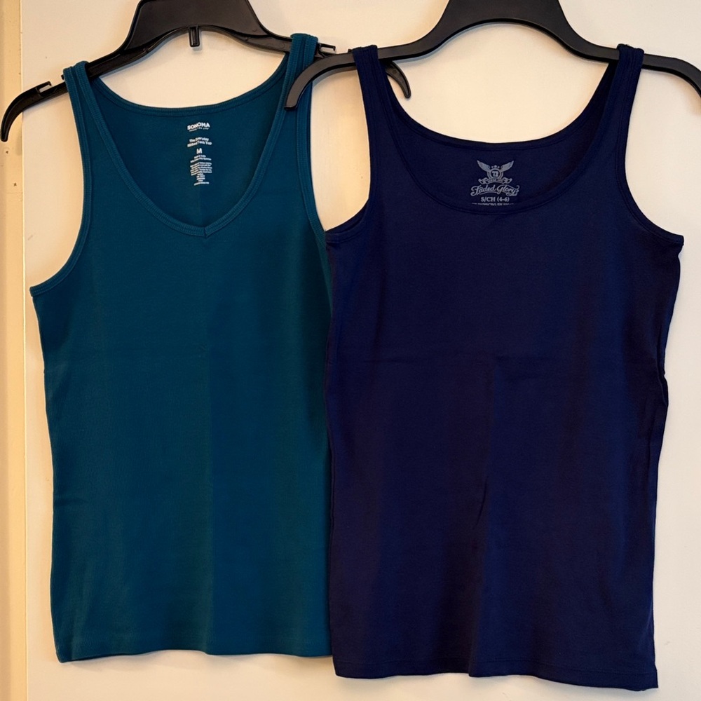 Set of 2: 1)Sonoma Teal Ribbed V-neck Tank Top (M); 2) Faded Glory navy tank top
